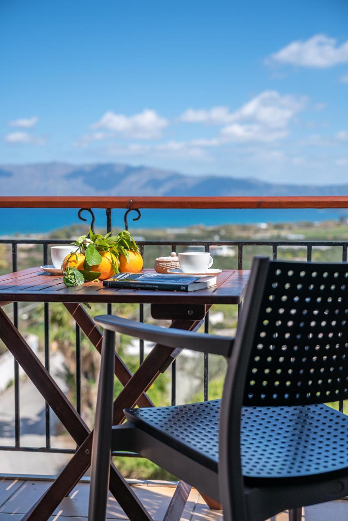 Kaliviani Traditional Hotel Kíssamos Екстериор снимка