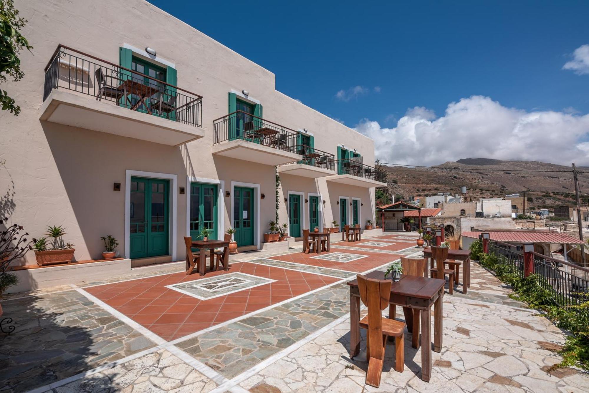 Kaliviani Traditional Hotel Kíssamos Екстериор снимка