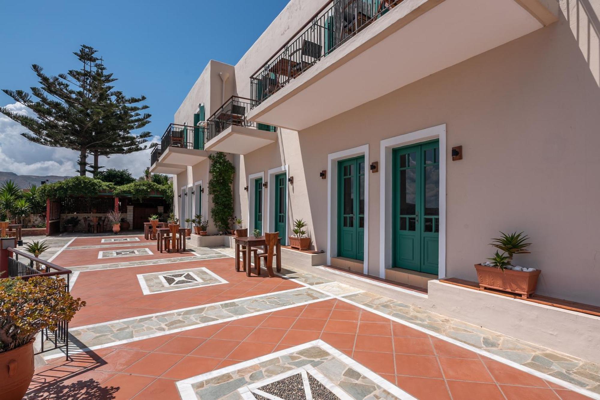 Kaliviani Traditional Hotel Kíssamos Екстериор снимка